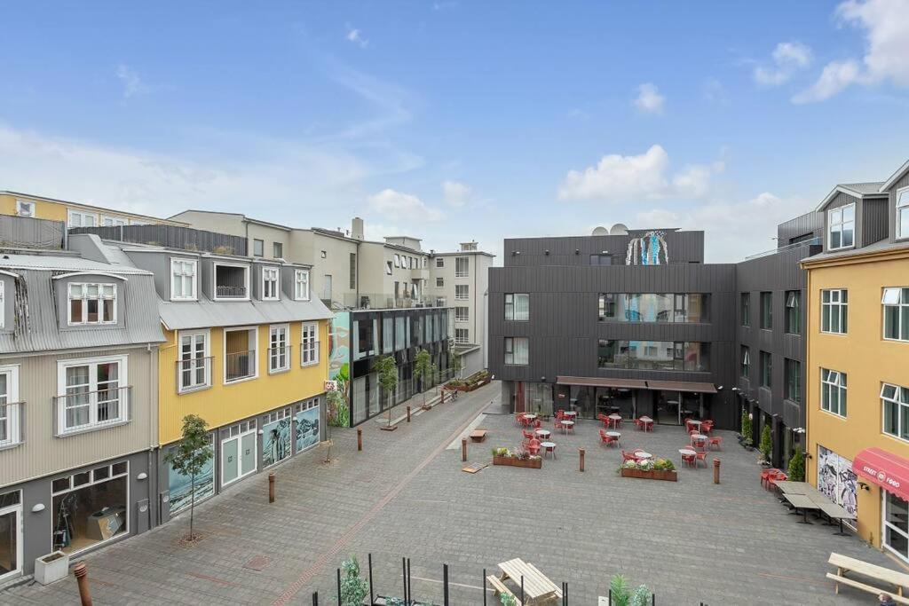 Luxury Penthous - 3 Bedroom - 2 Bath - Freeparking - Downtown Reykjavik Extérieur photo